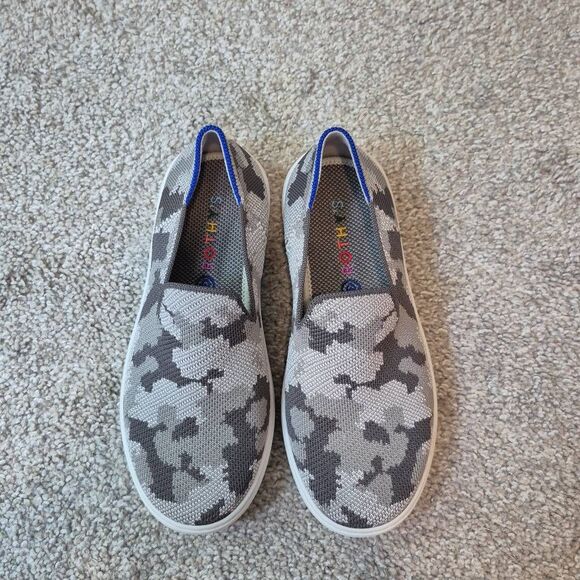 ROTHY’S Slip On Kid Size 3 Loafers Camo Gray Sneaker Shoes - Picture 3 of 6